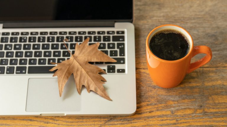 Etäopetuskahvien äärellä